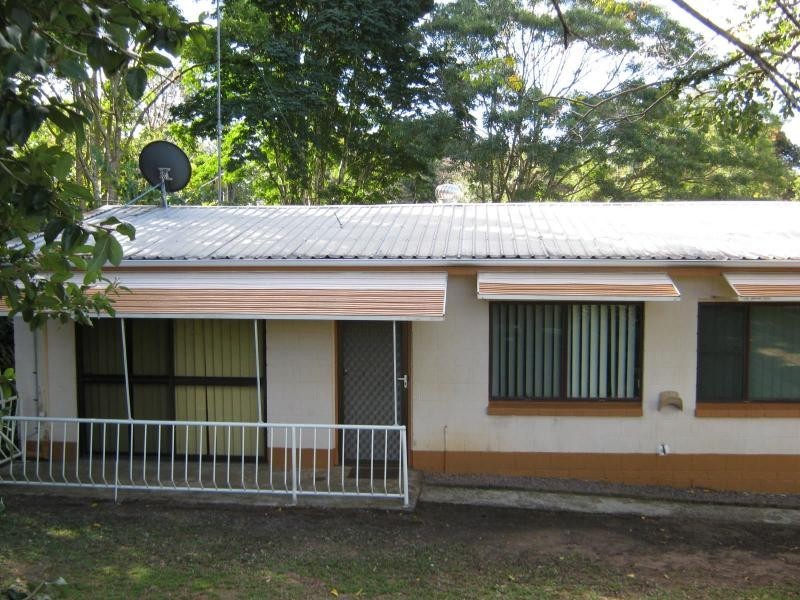 15 Roberts Street, Palmwoods QLD 4555