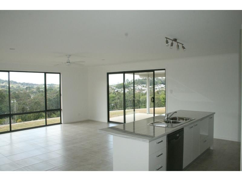 27 Patrick King Drive, Burnside QLD 4560