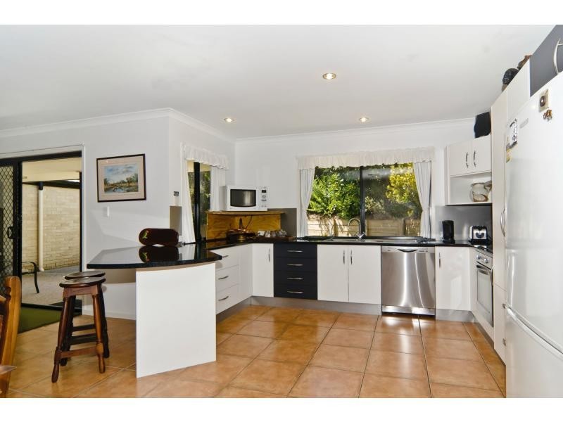 24 Bunya Pine Place, Woombye QLD 4559