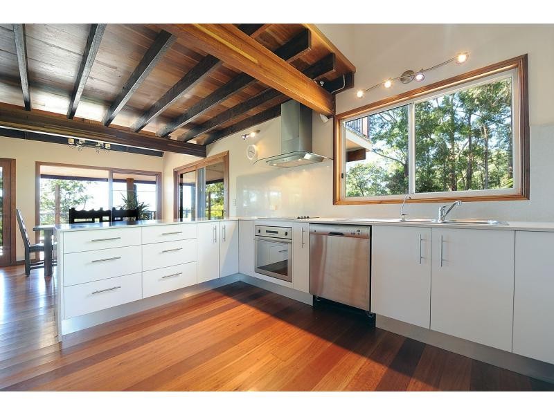 162 Carruthers Road, Towen Mountain QLD 4560