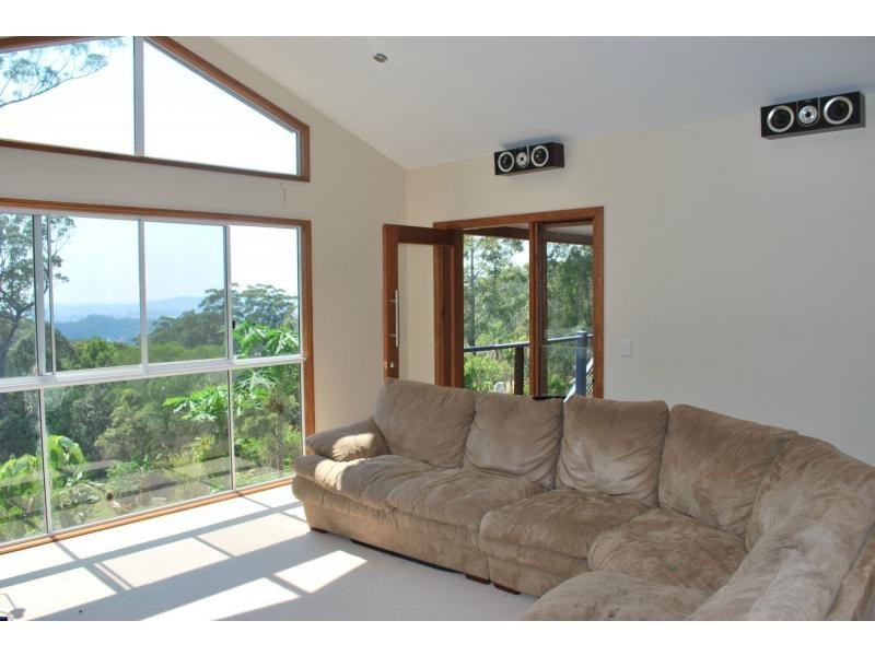 162 Carruthers Road, Towen Mountain QLD 4560