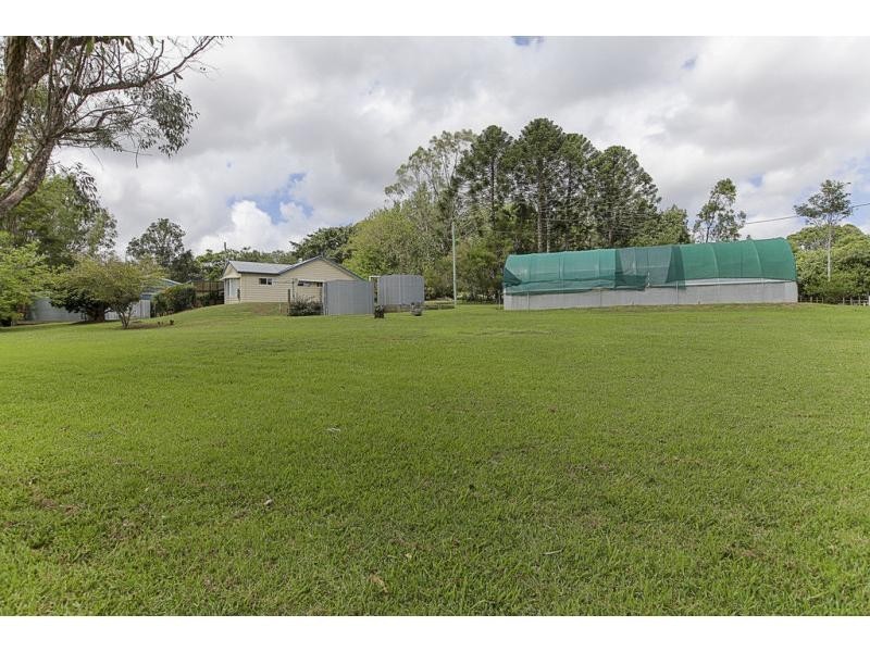 324-326 DULONG Road, Dulong QLD 4560