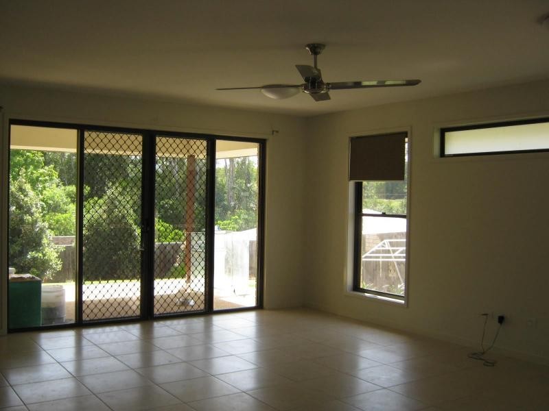 7 McCLINTOCK Place, Woombye QLD 4559