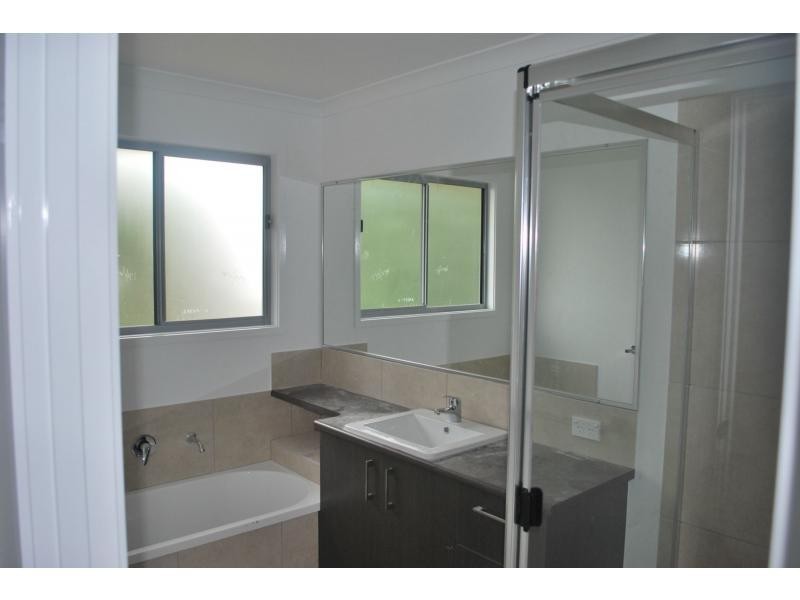 4 Jane Street, Palmwoods QLD 4555