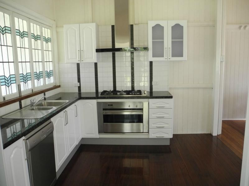 21 Sara Place, Ilkley QLD 4554