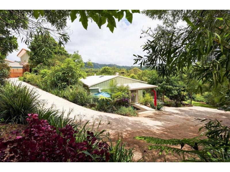 33 Towen View Court, Towen Mountain QLD 4560