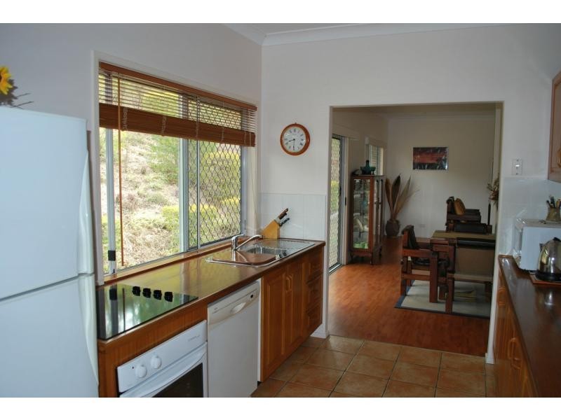 112 Simba Road, West Woombye QLD 4559