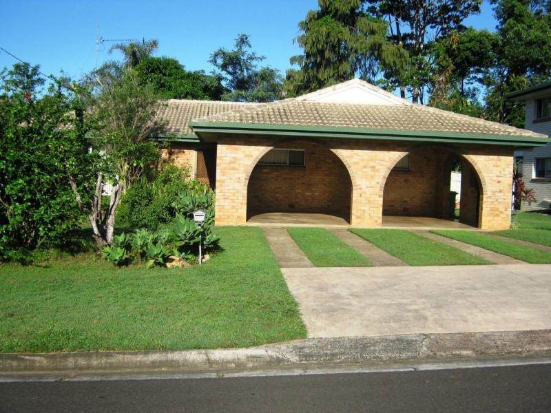 23 ROBERTS Street, Palmwoods QLD 4555