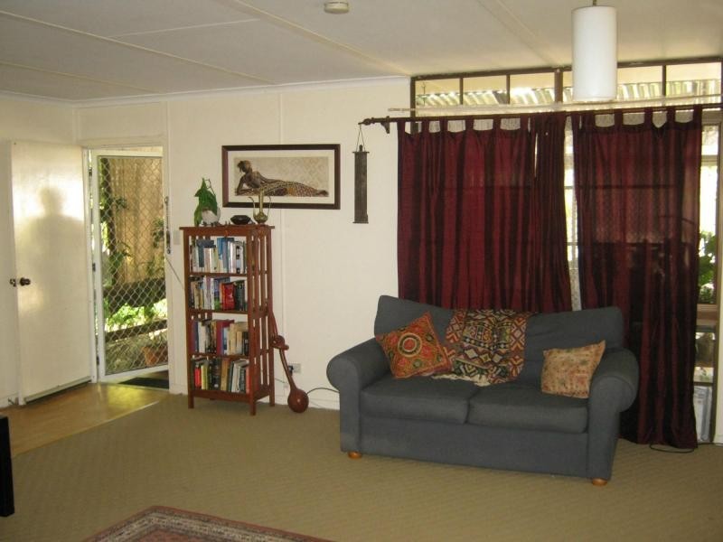 17A BARTLETT Street, Nambour QLD 4560