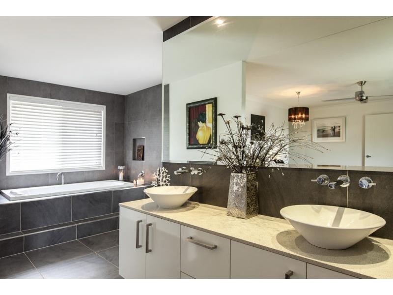 14 Plantation Rise Drive, Woombye QLD 4559