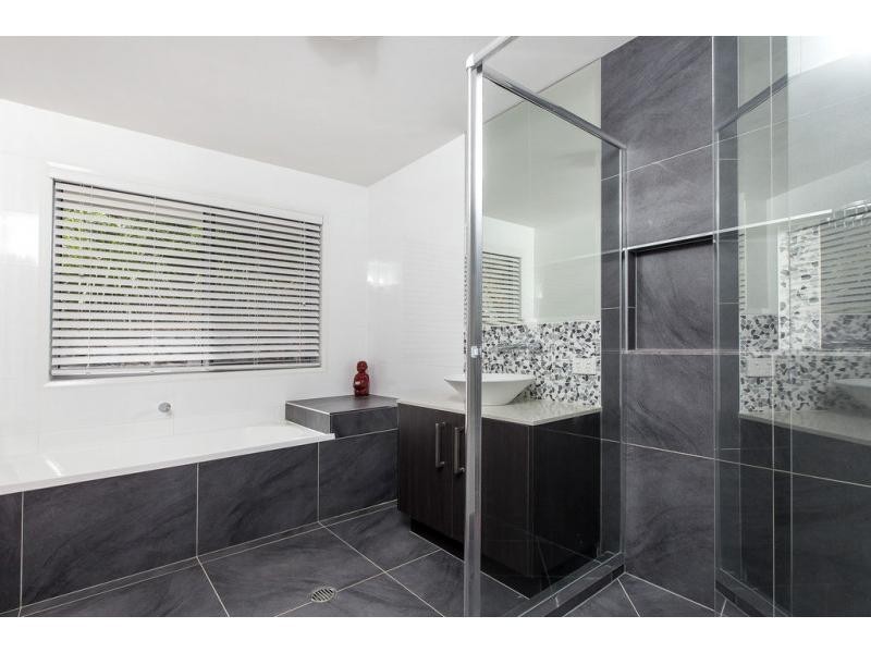 14 Plantation Rise Drive, Woombye QLD 4559