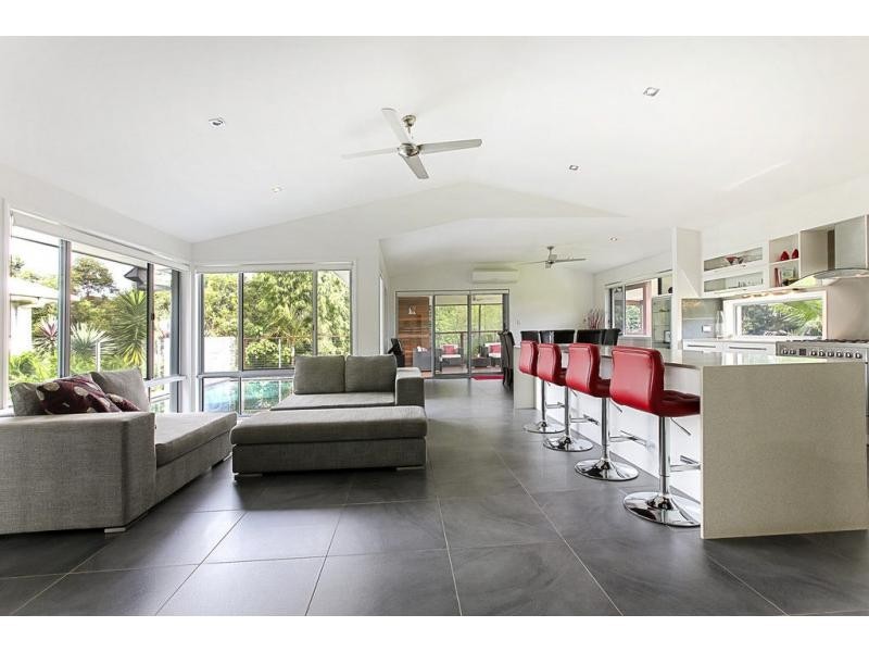 14 Plantation Rise Drive, Woombye QLD 4559