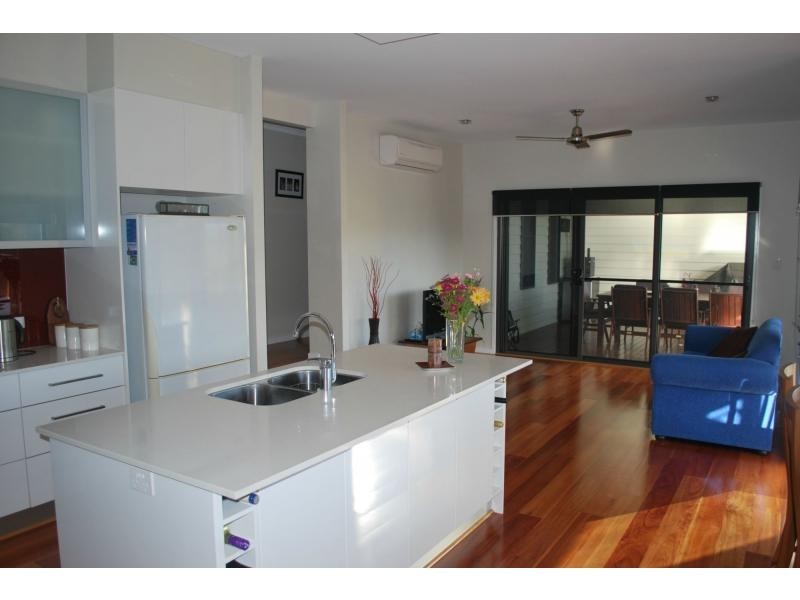 8 BLACK MRYTLE Court, Woombye QLD 4559