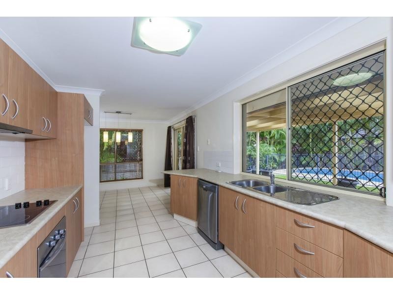 4 Flame Tree Court, Palmwoods QLD 4555