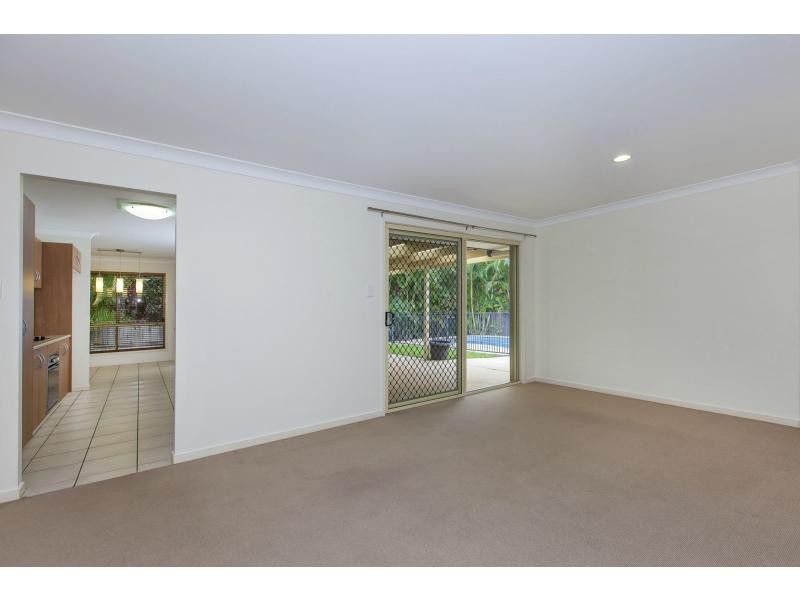 4 Flame Tree Court, Palmwoods QLD 4555