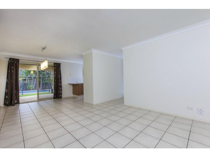 4 Flame Tree Court, Palmwoods QLD 4555