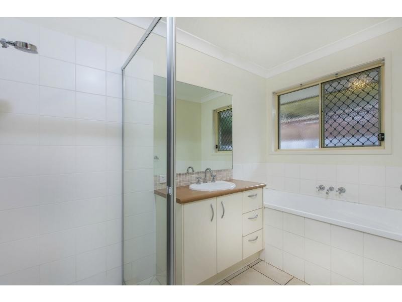 4 Flame Tree Court, Palmwoods QLD 4555