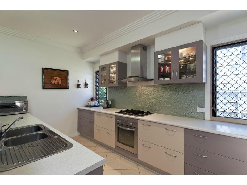 20 Paynters Pocket Avenue, Palmwoods QLD 4555