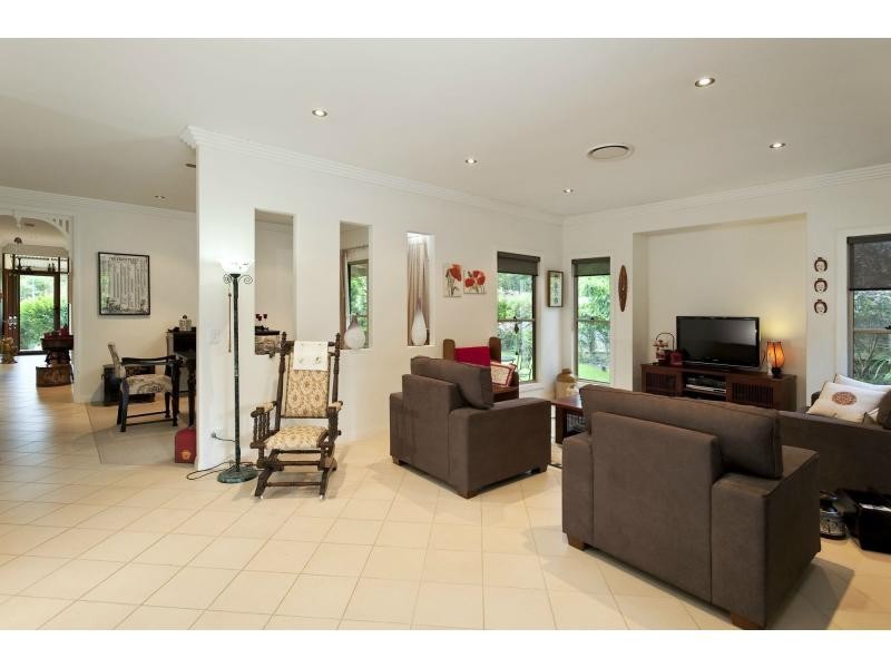 20 Paynters Pocket Avenue, Palmwoods QLD 4555