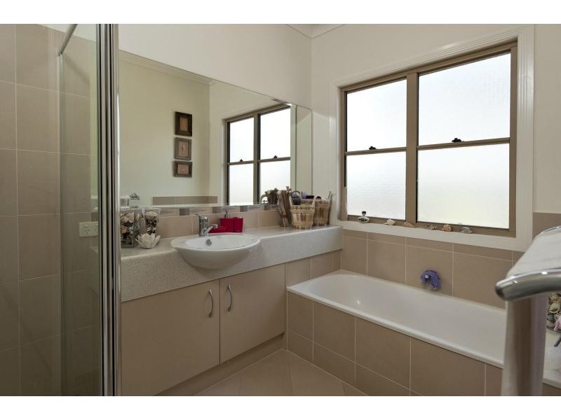 20 Paynters Pocket Avenue, Palmwoods QLD 4555