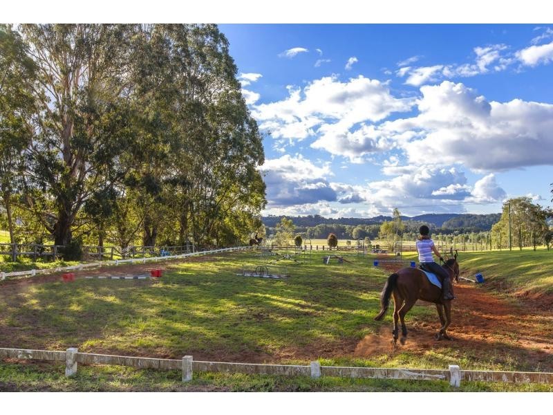 220 DIDDILLIBAH Road, Woombye QLD 4559