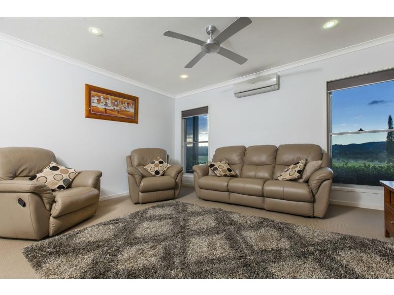 220 DIDDILLIBAH Road, Woombye QLD 4559