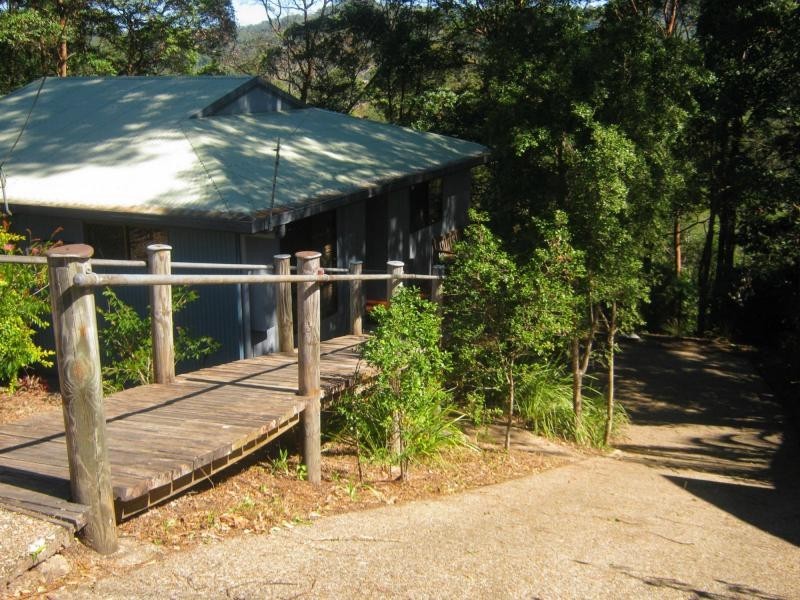 62 Hillcrest Avenue, Nambour QLD 4560