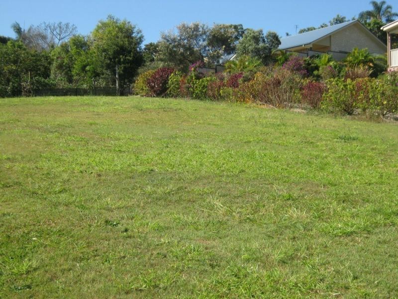 11 Dinmore Street, Woombye QLD 4559