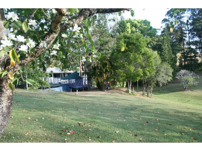 230 Blackall Range Rd, Woombye QLD 4559