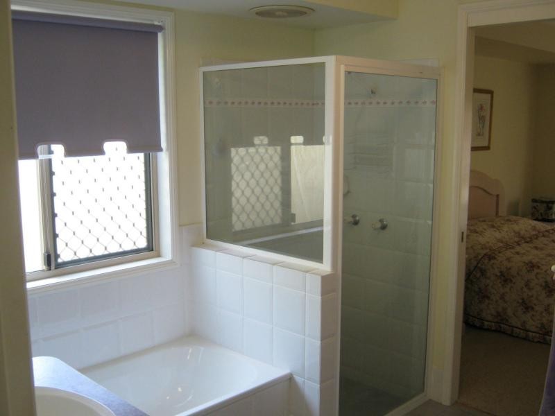 Unit 2/25 RIDGEWOOD Street, Burnside QLD 4560