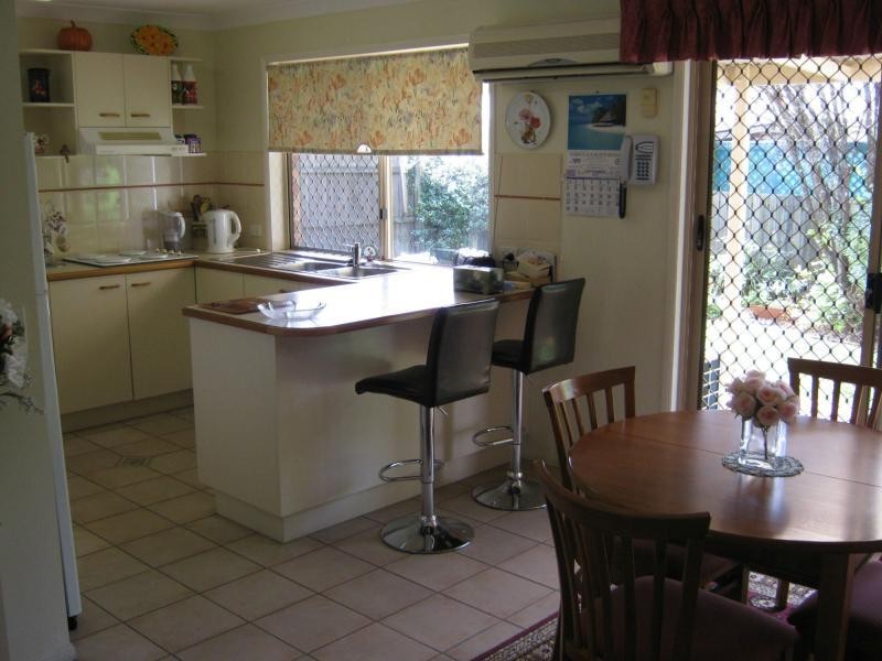 Unit 2/25 RIDGEWOOD Street, Burnside QLD 4560