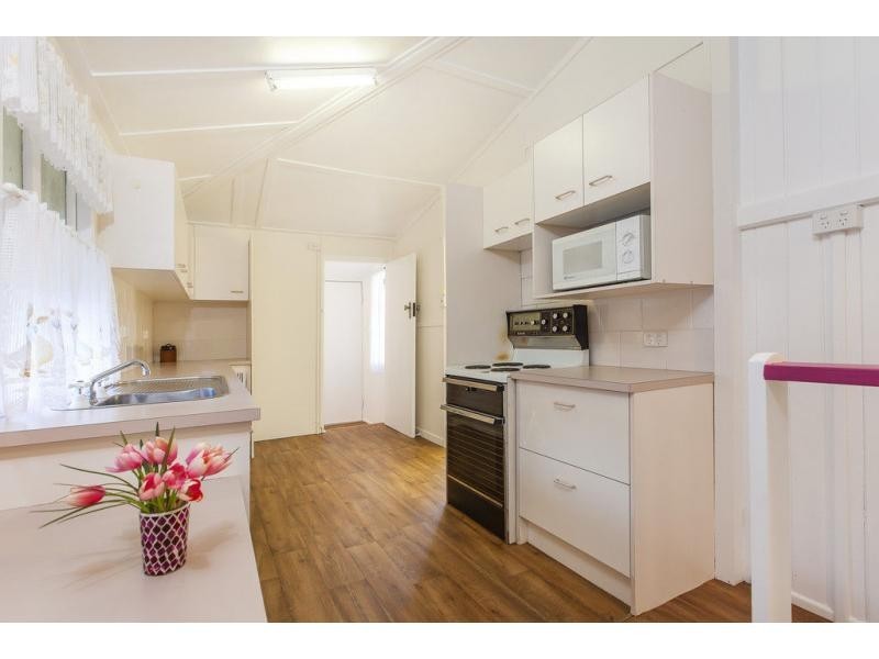 4 Wakefield Street, Woombye QLD 4559