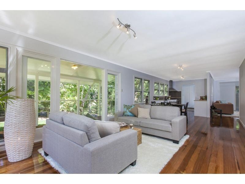 16a DINMORE Street, Woombye QLD 4559