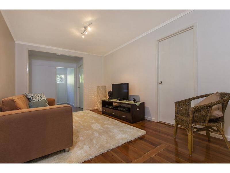 16a DINMORE Street, Woombye QLD 4559