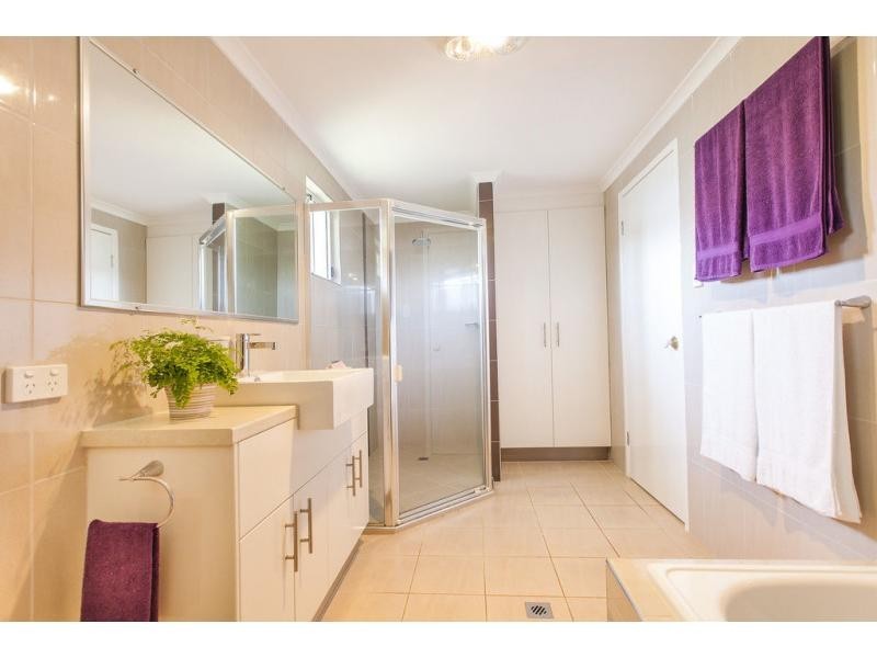 16a DINMORE Street, Woombye QLD 4559