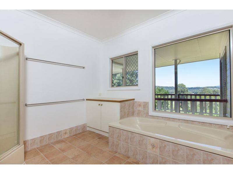 72 UPPER ROSEMOUNT Road, Rosemount QLD 4560