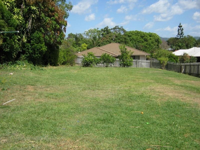 16 Wakefield Street, Woombye QLD 4559