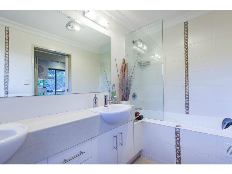 409-415 Blackall Range Road, West Woombye QLD 4559