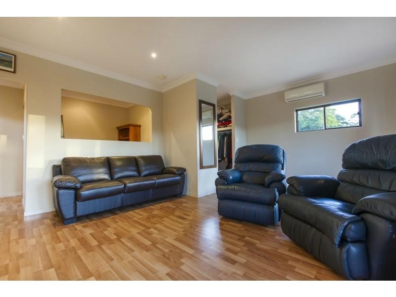 409-415 Blackall Range Road, West Woombye QLD 4559