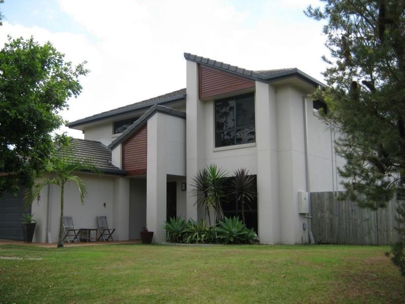 18 PAYNTERS POCKET Avenue, Palmwoods QLD 4555