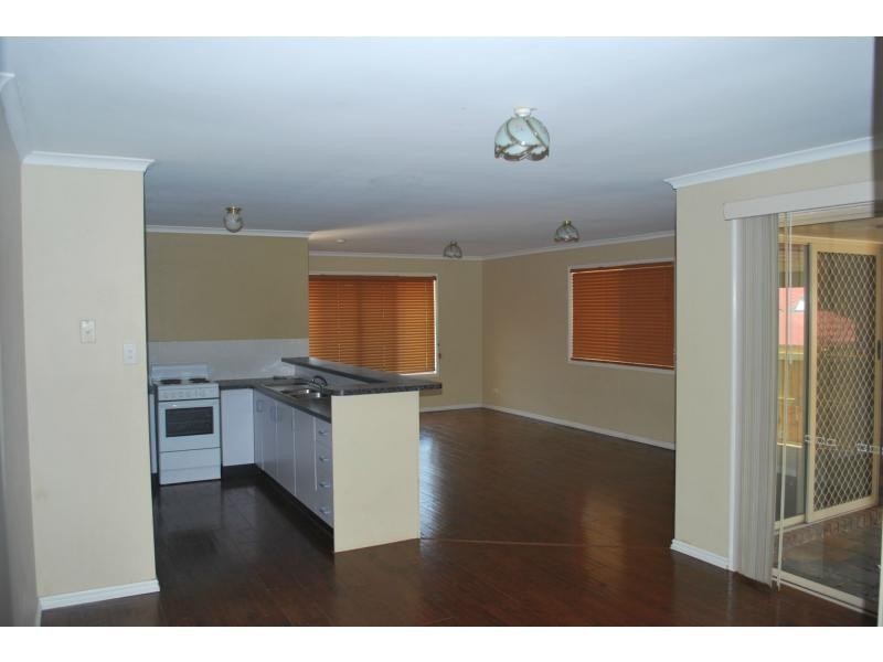 5 Moodie Court, Woombye QLD 4559