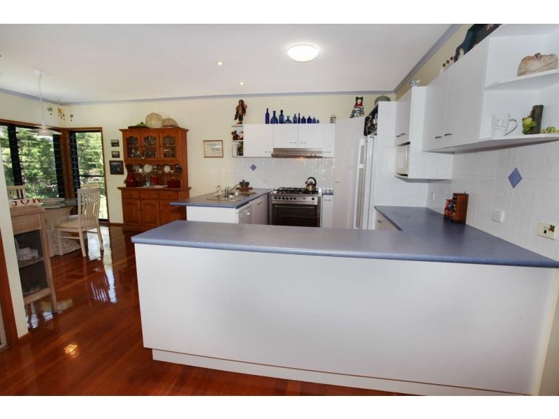 33 LEMON GROVE Place, Rosemount QLD 4560