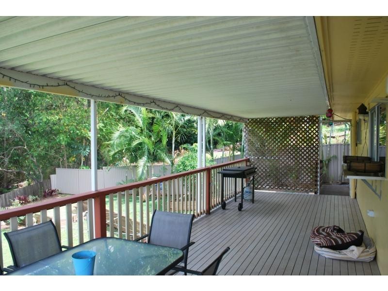99 Carter Road, Nambour QLD 4560