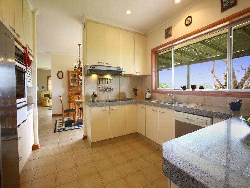 149 Towen Mount Road, Towen Mountain QLD 4560
