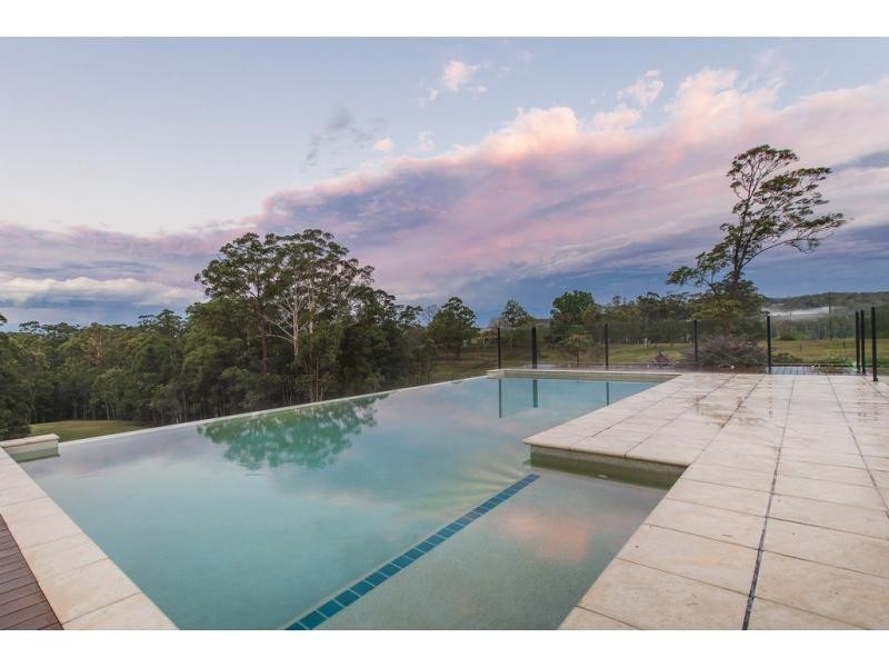 7 LISA Road, Chevallum QLD 4555