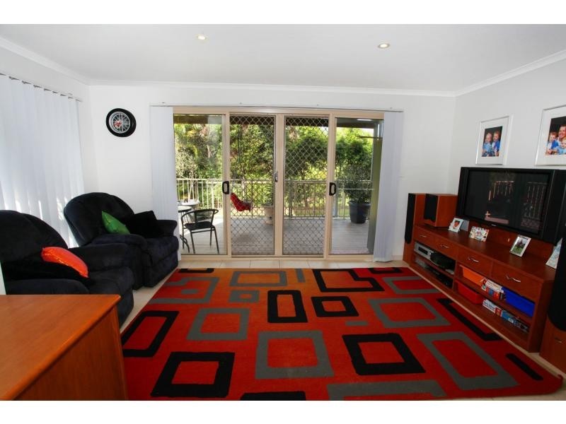 36 Kentia Street, Highworth QLD 4560