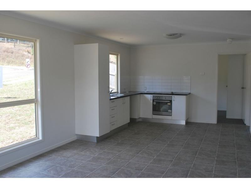 3 Tuckers Creek Drive, Nambour QLD 4560