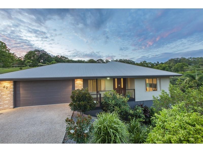 42 White Cedar Place, West Woombye QLD 4559