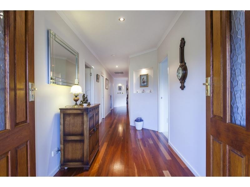 42 White Cedar Place, West Woombye QLD 4559