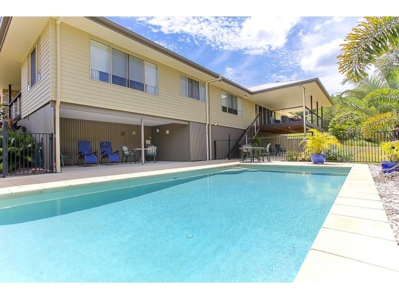 42 White Cedar Place, West Woombye QLD 4559